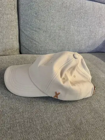 VARZAR 베이지 캡