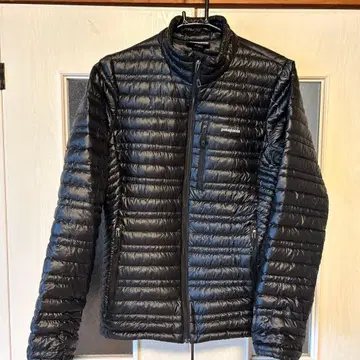 patagonia 블랙 다운 자켓