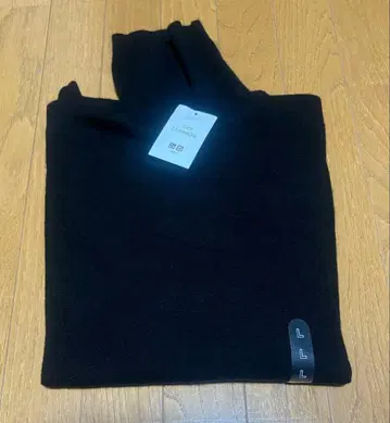 UNIQLO 100% 캐시미어 터틀넥 스웨터 L 사이즈