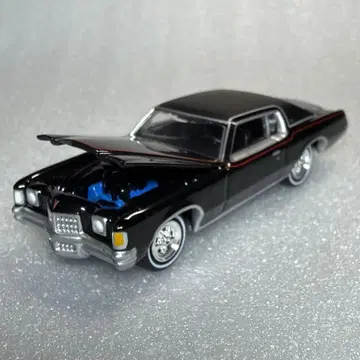 가격 인하 조니 라이트닝 1972 폰티악 그랑프리 1/64