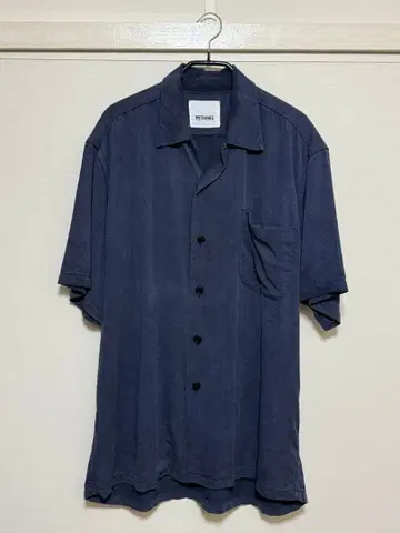 MYTHINKS 네이비 반팔 셔츠