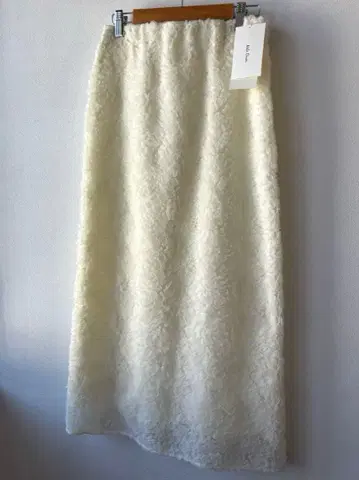 [택 포함 새상품] 미라 오웬 플라워 튤 패브릭 타이트 스커트