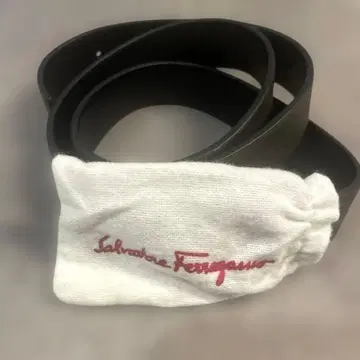 Salvatore Ferragamo 블랙&올리브 브라운 가죽 벨트