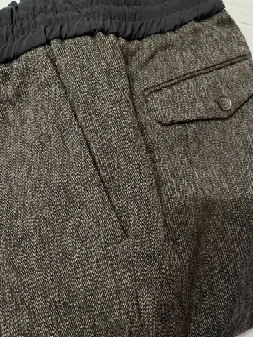 WORK NOT WORK 브라운 계열 엘라스틱 허리 슬랙스