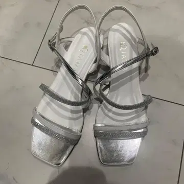 다이애나 DIANA 25 새상품 실버