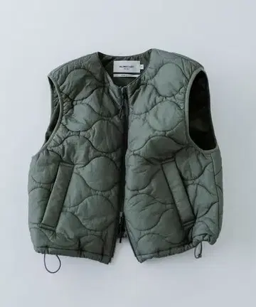 새상품급 24AW niko and 니코앤드 드로스트 퀼트 베스트