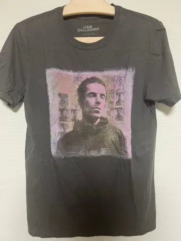 [미사용 새상품] L 사이즈 T셔츠 리암 갤러거 oasis