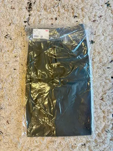 새상품 UNIQLO 턱 와이드 팬츠 올리브 단종 컬러 긴 길이 M