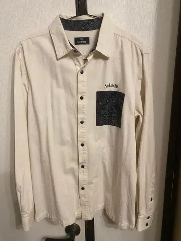 Subciety 아이보리 긴팔 셔츠 서브서에티 페이즐리