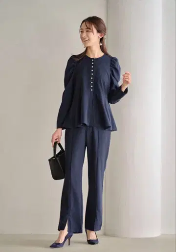 노스탤지어 페플럼 셋업 단시간 사용만 네이비