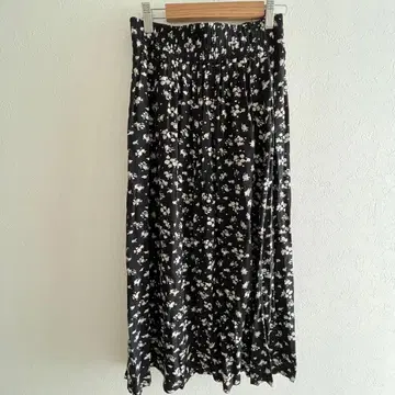 Vatman 꽃무늬 블랙 롱 스커트 L