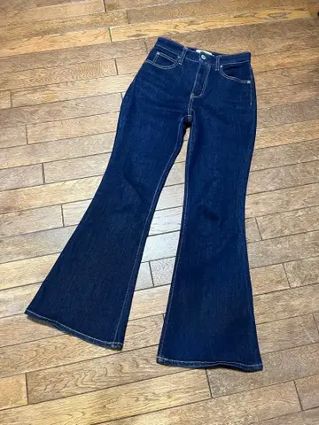 아즈르 by 마우지 플레어 데님 S 사이즈 새상품급 moussy