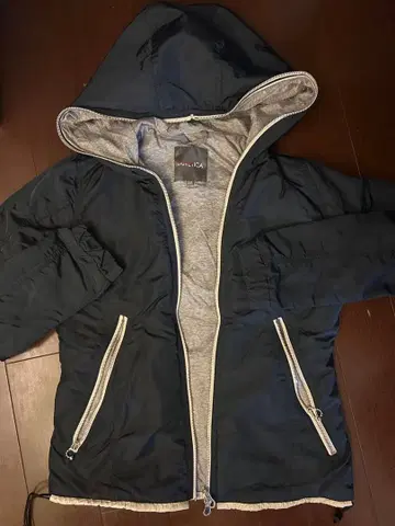 DUVETICA 네이비 점퍼 40