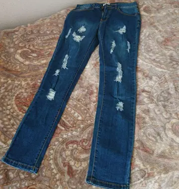 데미지 가공 스트레이트 데님 다크 블루