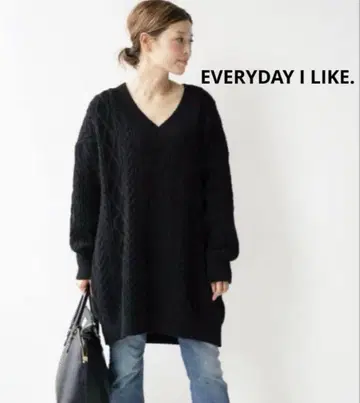 두지엠 클라세 에브리데이 V넥 오버 사이즈 스웨터