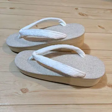 시착만 한 상품 카렌 로쏘 M