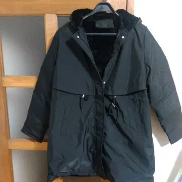 블랙 다운 자켓 플리스 안쪽