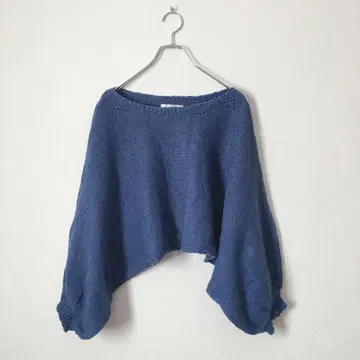 니트 블루 숏 기장 볼륨 소매 파랑 루즈핏 멋쟁이