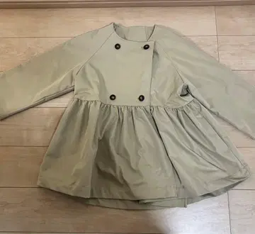 coca 트렌치코트