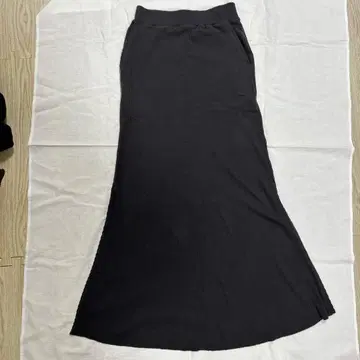 앤도미 머메이드 리브 플레어 롱 스커트 M 사이즈 흑먹색