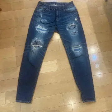 데미지 가공 스키니 청바지