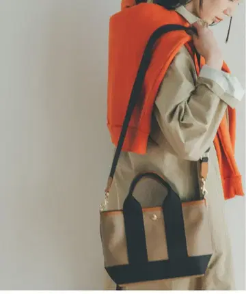 TOPKAPI 스코치 그레인 네오 가죽 미니 토트백