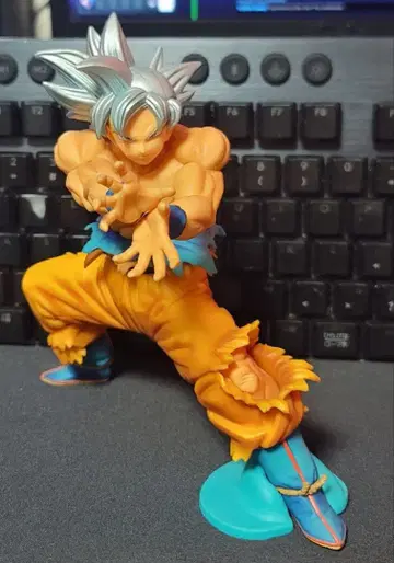 드래곤볼 초 초전사 초사이어인 갓 SS 손오공