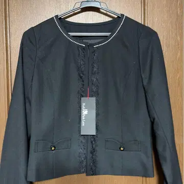 블랙 노카라 자켓 펄 장식