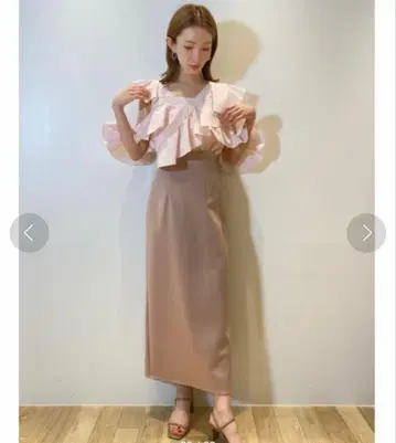 SNIDEL Sustainable 심플 타이트 스커트