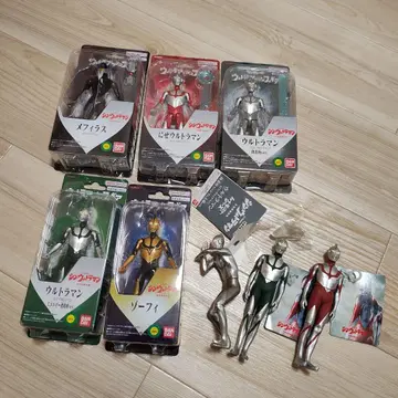 알찬 세트! 신. 울트라맨 피규어 8체 세트