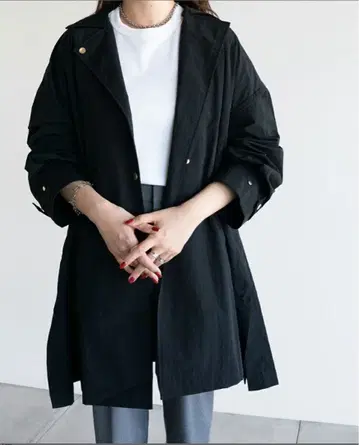 ineedmoreshoes A라인 나일론 코트