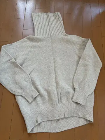 울&캐시미어 스웨터 오트밀