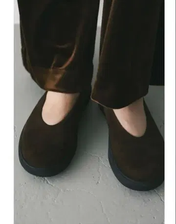 미사용 새상품 플랫 밑창 신발 M 사이즈 브라운