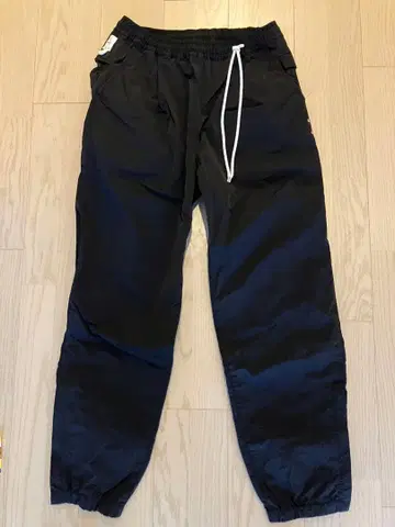 로즈마리 NYRONHARVESTTRAINER 사이즈 3 ( L ) BK