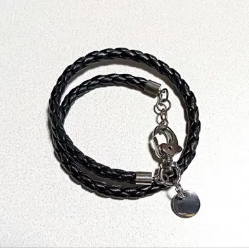 휴고보스 BOSS 가죽 팔찌