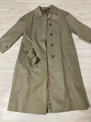 고급스럽고 클래시컬한 성인 코트 DAKS 안감 체크 무늬 여성용 1