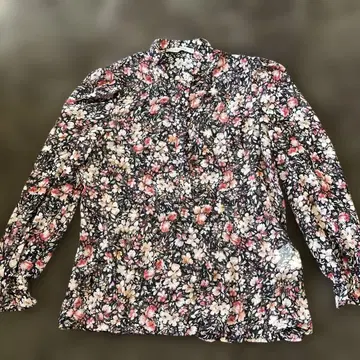 마렐라 꽃무늬 긴팔 셔츠 스탠드 카라 비침 있음 42