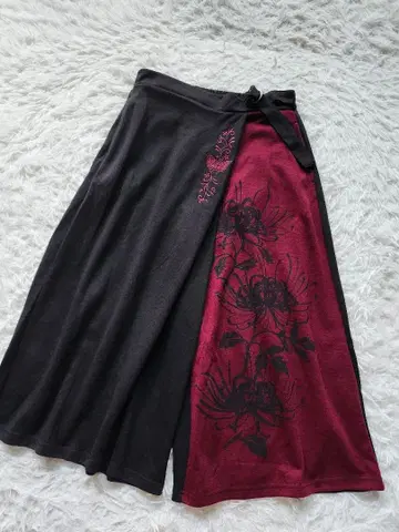 [ 새상품 ] 미야비유이 일본풍 패턴 꽃무늬 와이드 팬츠