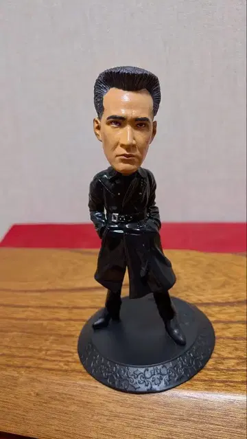 마츠다 유사쿠 블랙 레인 피규어