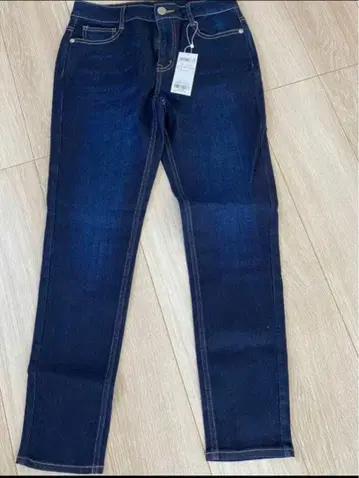 최종 가격 새상품 쿠미쿄쿠 스트레치 데님 팬츠 정가 16500엔