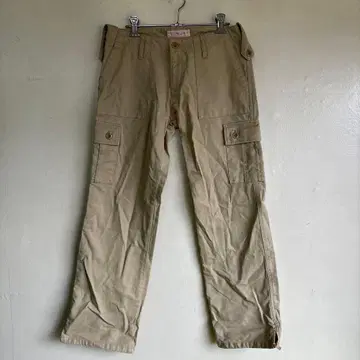 Wind Blossoms 베이지 카고 팬츠 S 사이즈