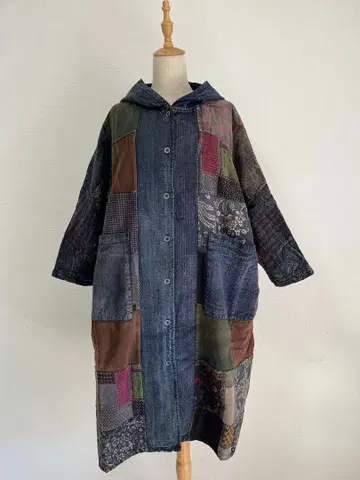 패치워크 루즈핏 충전솜 롱 코트