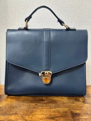 WEGO 레터 플랩 숄더 네이비