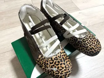 [새상품] PUMA 우먼 스피드캣 발레 와일드 스니커즈 24.5cm