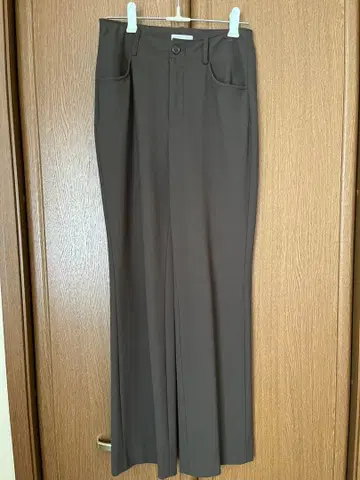 B'3 브라운 팬츠