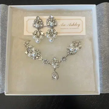 레유시트2 목걸이 귀찌 An ashley