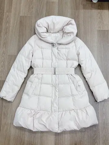 Debut de Fiore 다운 코트