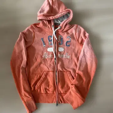 Abercrombie & Fitch 후드티 데미지