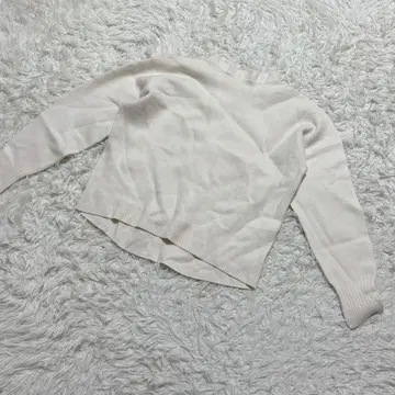 [ 6570 ] 휴먼 우먼 니트 스웨터 긴팔 아이보리