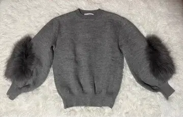 UN3D. 그레이 퍼 니트 스웨터